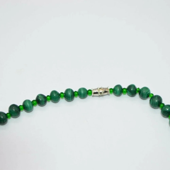 Green Malachite Graduated Bead Beaded Silver Tone - Picture 4 of 4